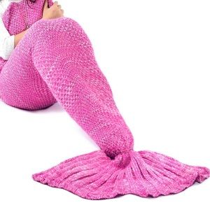 Pink mermaid tail blanket 🧜🏼‍♀️